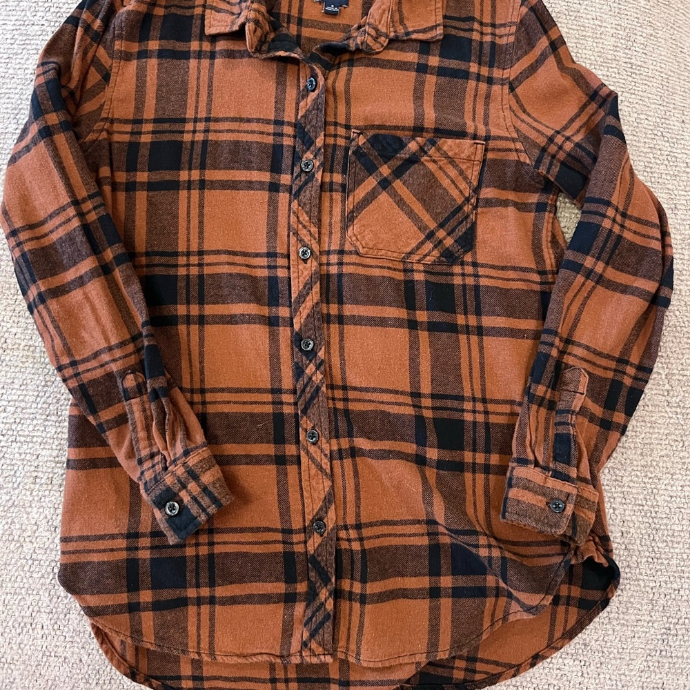 GAP Plaid Button-Up Ladies Flannel Shirt - Brown and Black